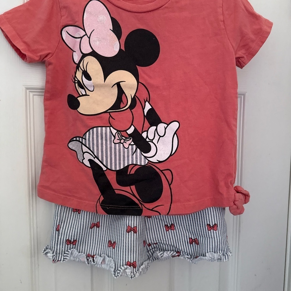 Disney Junior Minnie Mouse Shorts Set - Picture 4 of 9